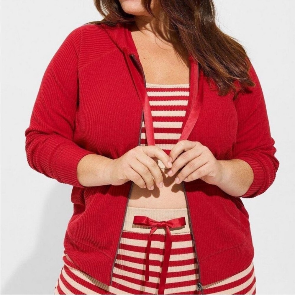 EUC Torrid Heavy Hacci Rib Lounge/Sleep Set, Jogger/Cami 3x Full-zip Hoodie 4x